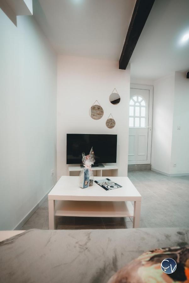 Appartement Neuf Et Moderne Dans Le Centre Ville 바그놀스쉬르세즈 외부 사진