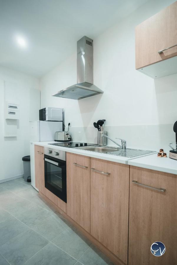 Appartement Neuf Et Moderne Dans Le Centre Ville 바그놀스쉬르세즈 외부 사진